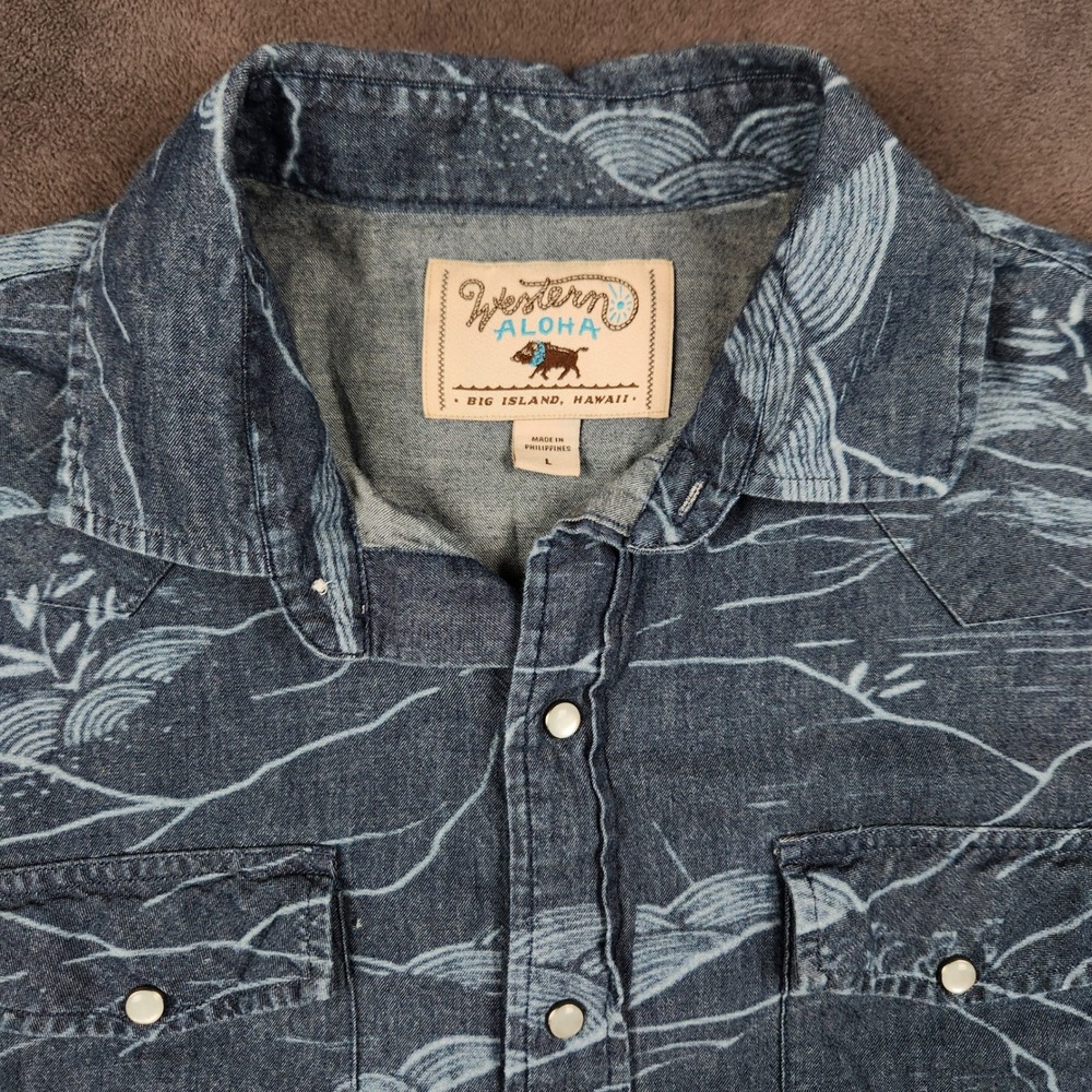 Western Aloha Pearl Snap Shirt Mens Large Indigo Denim Wave Print Long Sleeve